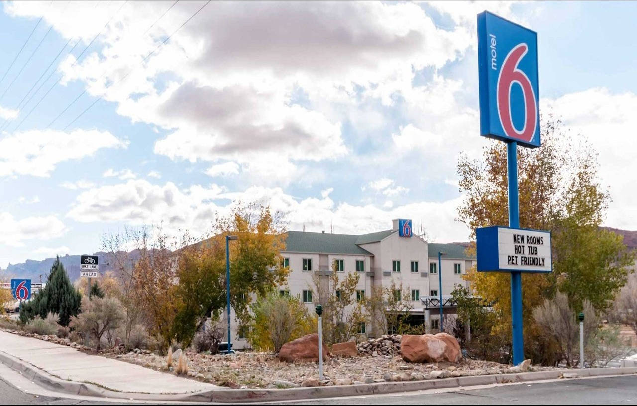 Wolfe'S Moab, Adult Only Hotel Eksteriør bilde